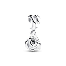 Load image into Gallery viewer, Rose Necklace Gift Set
