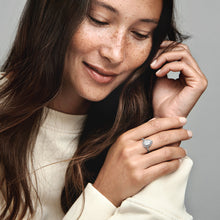 Load image into Gallery viewer, Sparkling Pear Halo Ring