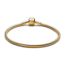 Load image into Gallery viewer, Barrel Clasp Snake Chain Bracelet