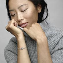 Load image into Gallery viewer, Pandora Moments Heart Clasp Snake Chain Bracelet