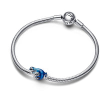 Load image into Gallery viewer, Metallic Blue Gecko Charm