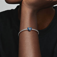 Load image into Gallery viewer, Blue Spinnable Heart Charm