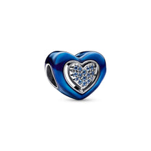 Load image into Gallery viewer, Blue Spinnable Heart Charm