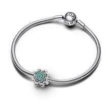 Load image into Gallery viewer, Splittable Four Leaf Clover Charm
