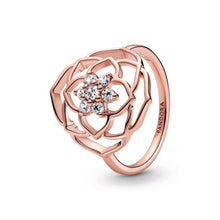 Load image into Gallery viewer, Rose Petals Statement Ring