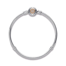 Load image into Gallery viewer, Pandora Moments Logo Clasp Snake Chain Bracelet