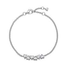 Load image into Gallery viewer, Sparkling Endless Hearts Chain Bracelet
