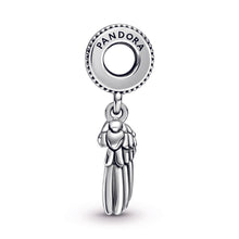Load image into Gallery viewer, Pandora Club 2021 Angel Wings & Heart Dangle Charm