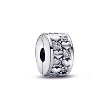 Load image into Gallery viewer, Infinite Hearts Sparkling Clip Charm