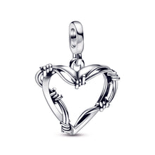 Load image into Gallery viewer, Pandora ME Wire Heart Medallion
