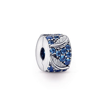 Load image into Gallery viewer, Curved Feather & Pavé Clip Charm