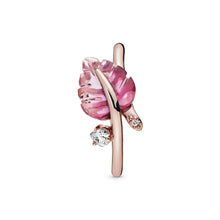 Load image into Gallery viewer, Pink Murano Glass Leaf Ring