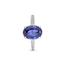 Load image into Gallery viewer, Sparkling Statement Halo Ring