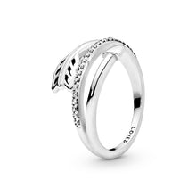 Load image into Gallery viewer, Wrap-Around Arrow Ring