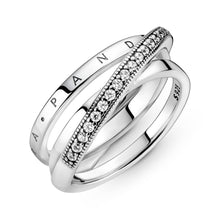 Load image into Gallery viewer, Crossover Pavé Triple Band Ring