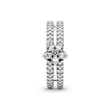 Load image into Gallery viewer, Sparkling Snowflake Double Ring