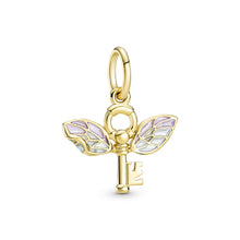 Load image into Gallery viewer, Harry Potter, Winged Key Pendant