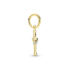 Load image into Gallery viewer, Harry Potter, Winged Key Pendant