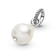 Load image into Gallery viewer, Freshwater Cultured Baroque Pearl Pendant