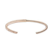 Load image into Gallery viewer, Pandora Signature I-D (Open) bangle