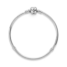 Load image into Gallery viewer, Pandora Moments Barrel Clasp Snake Chain Bracelet