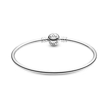 Load image into Gallery viewer, PANDORA Moments Charm Bangle