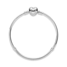Load image into Gallery viewer, Pandora Moments Heart Clasp Snake Chain Bracelet