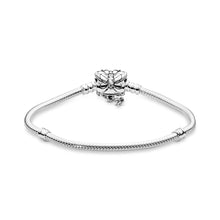 Load image into Gallery viewer, Pandora Moments Butterfly Clasp Snake Chain Bracelet