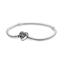 Load image into Gallery viewer, Pandora Moments Family Tree Heart Clasp Snake Chain Bracelet