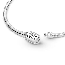 Load image into Gallery viewer, Pandora Moments Star Wars Snake Chain Clasp Bracelet
