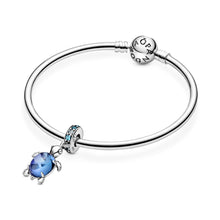 Load image into Gallery viewer, Murano Glass Sea Turtle Dangle Charm