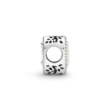 Load image into Gallery viewer, Openwork Heart & Family Tree Charm