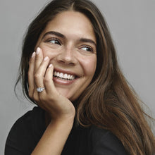 Load image into Gallery viewer, Three Stone Vintage Ring