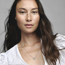 Load image into Gallery viewer, Heart Family Tree Collier Necklace