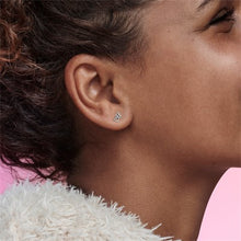 Load image into Gallery viewer, Pandora ME Chained Hearts Stud Earring