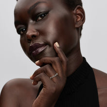 Load image into Gallery viewer, Crescent Moon Ring
