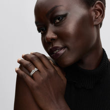 Load image into Gallery viewer, Sparkling Butterfly Bold Ring
