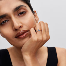 Load image into Gallery viewer, Sparkling Butterfly Ring
