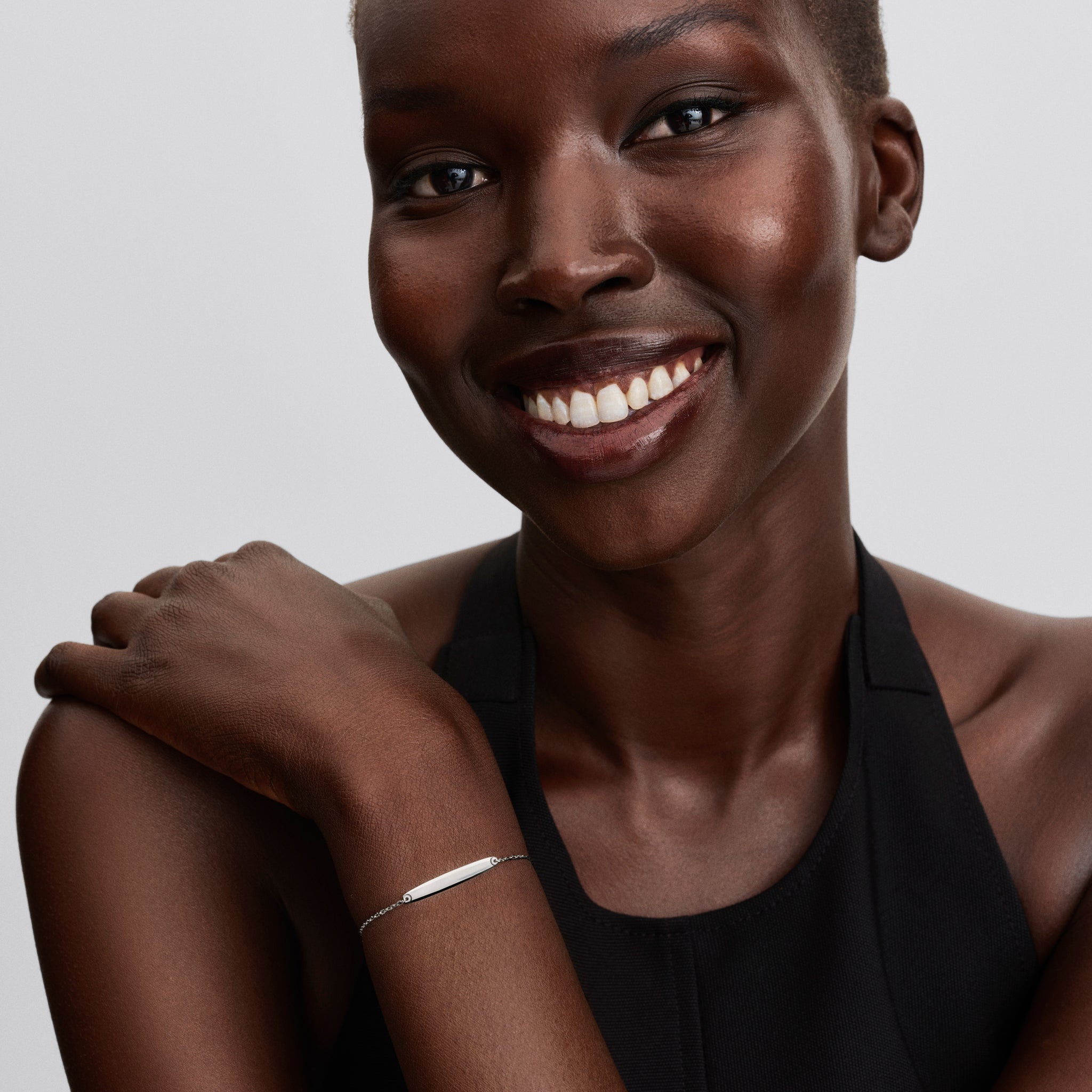 Engravable Bar Chain Bracelet