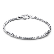 Load image into Gallery viewer, Studded Clasp &amp; Chain Bracelet
