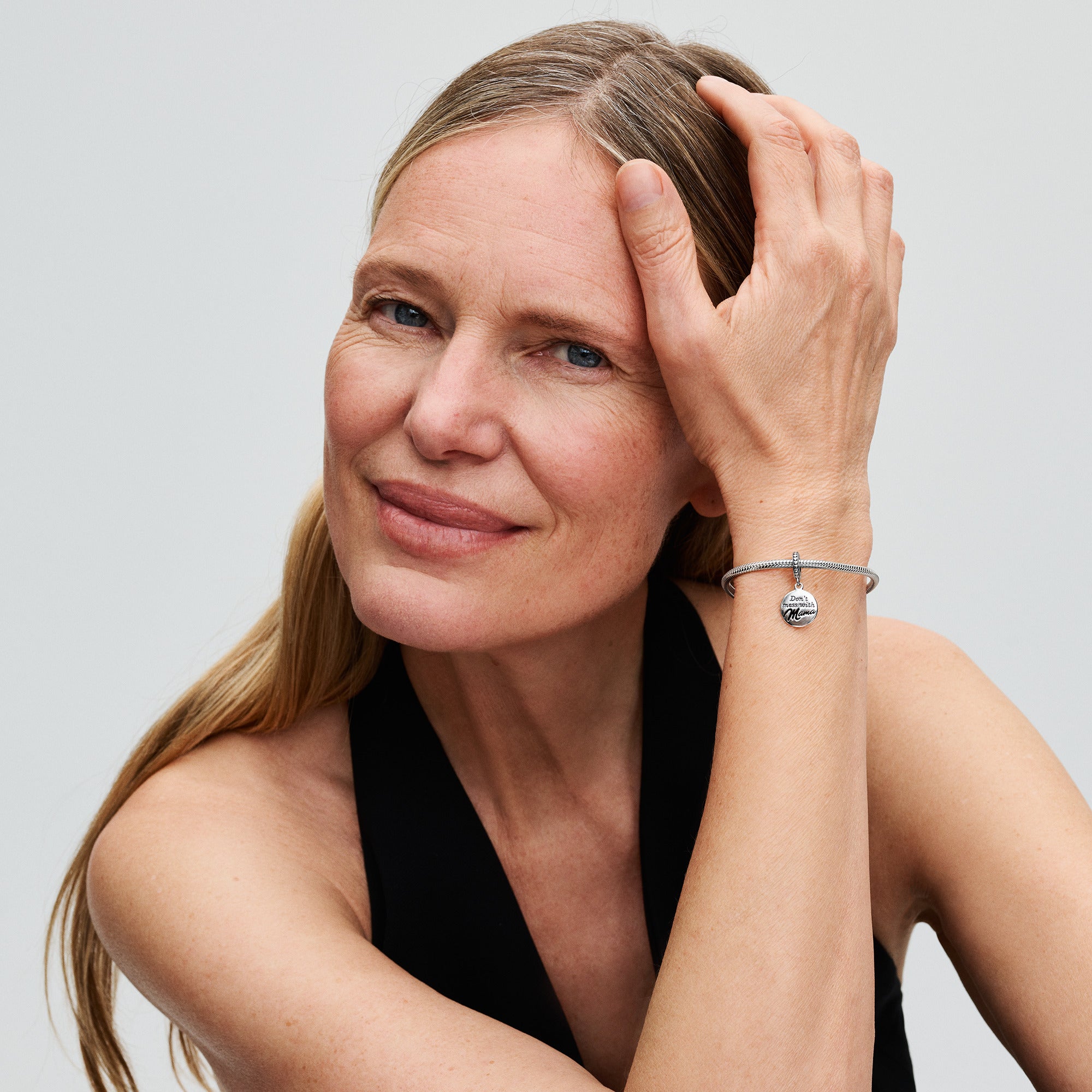 Mama Engravable Dangle Charm