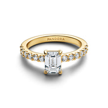 Load image into Gallery viewer, Rectangular Sparkling Halo Ring
