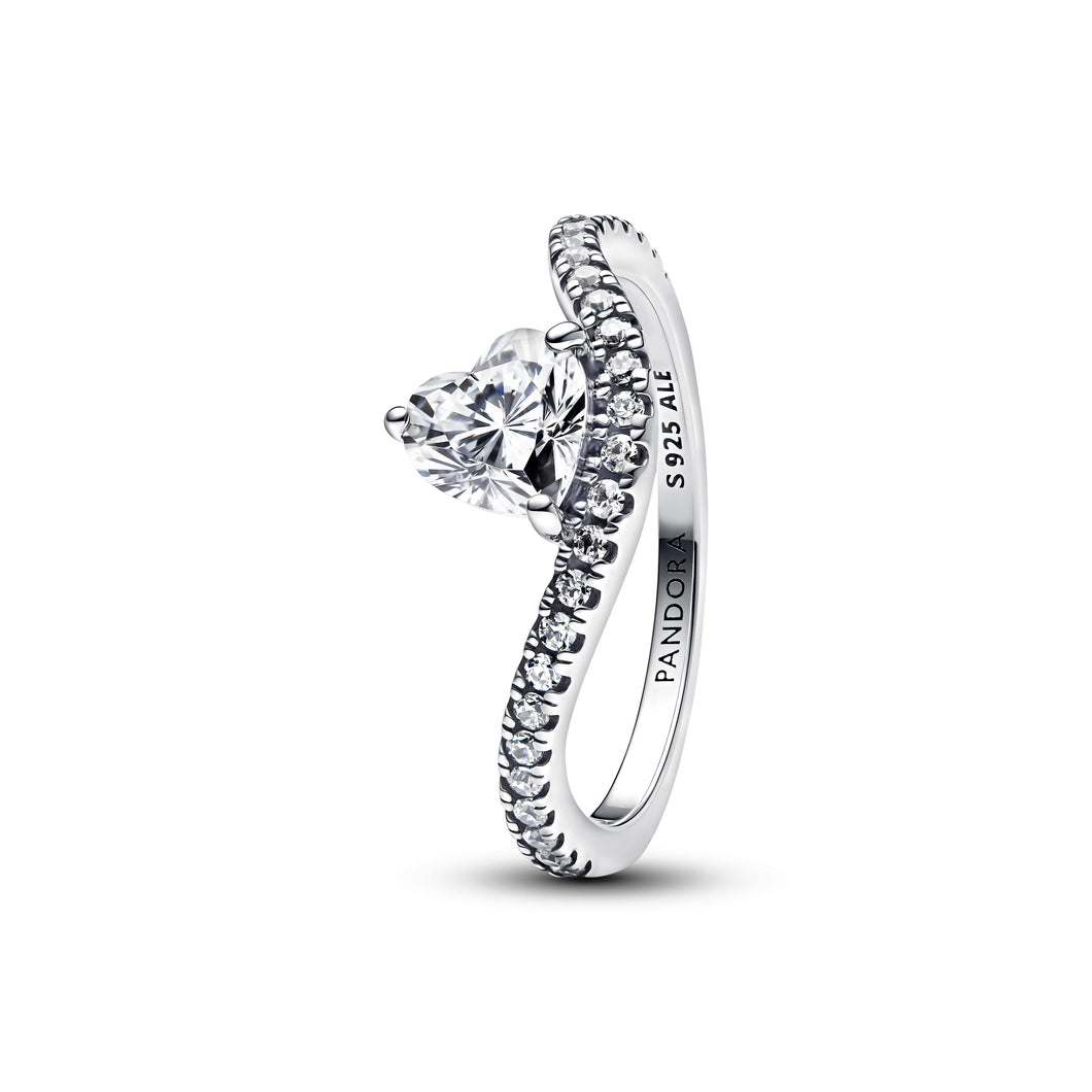 Wavy Pavé Heart Ring