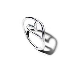 Load image into Gallery viewer, Organically Shaped Heart Small Ring
