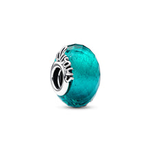 Load image into Gallery viewer, Faceted Murano Glass Friendship Charm
