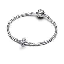 Load image into Gallery viewer, Tulip Openwork Charm
