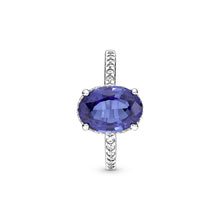 Load image into Gallery viewer, Sparkling Statement Halo Ring
