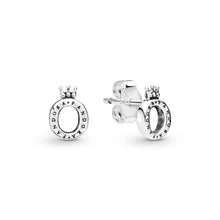 Load image into Gallery viewer, Polished Crown O Stud Earrings
