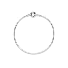 Load image into Gallery viewer, ESSENCE COLLECTION Silver Bracelet
