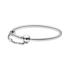 Load image into Gallery viewer, Pandora Moments Chain Clasp One In a Million Bangle
